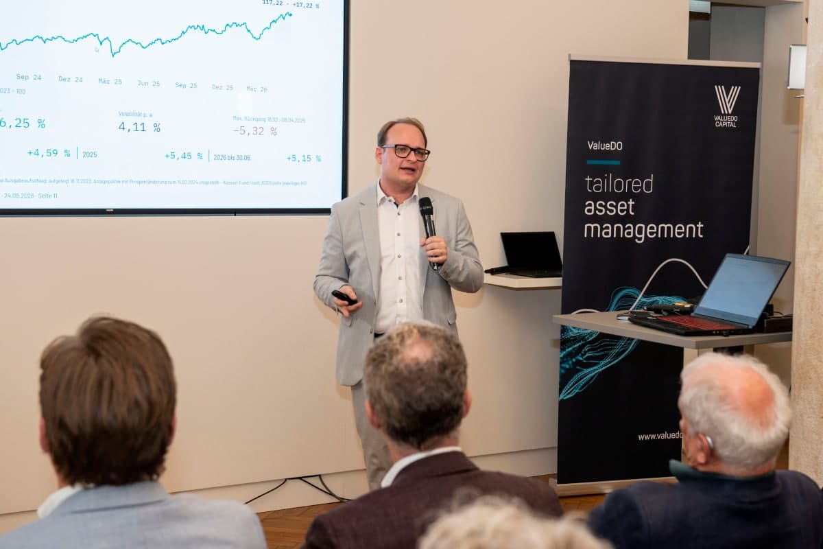 Nikolaus Schmidinger präsentiert alternative Strategien von Valuedo Capital